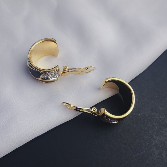 Vintage Swarovski Chunky Black Enamel Rhinestone Gold Half Hoop Clip Earrings - Picture 5 of 12